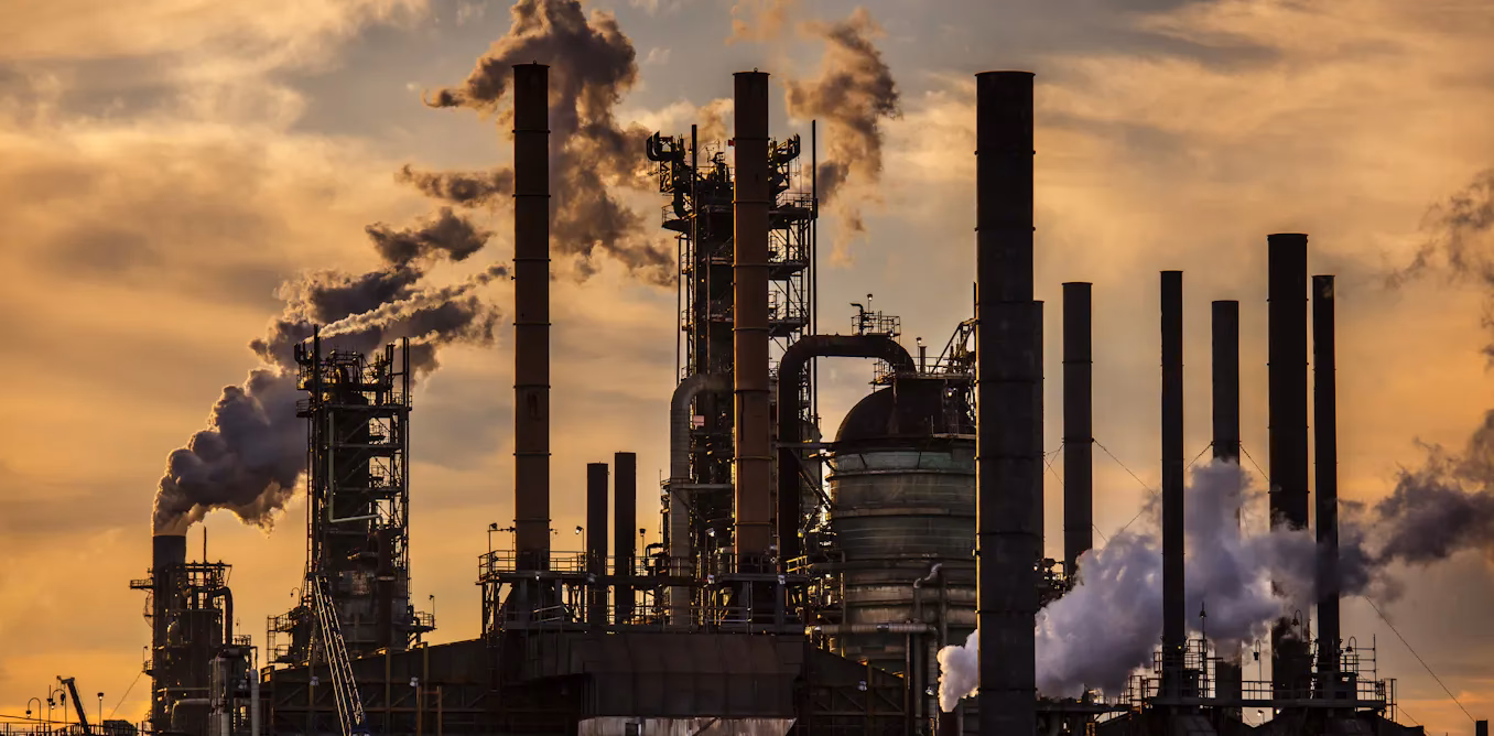 ¿Cuáles son las propuestas para reducir a la mitad el consumo de petróleo en España en 2030?