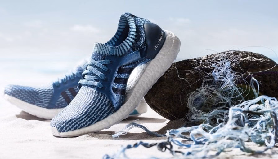 ¿Por qué es importante el uso de plástico reciclado en los productos de Adidas?