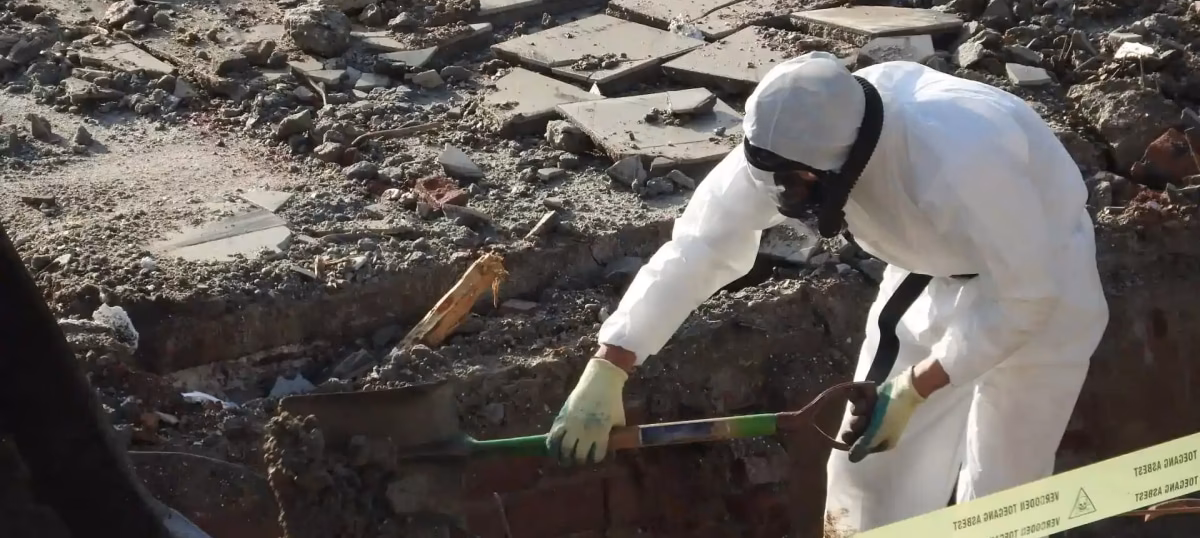 Is Brisbane's quarantine centre contaminated with asbestos?