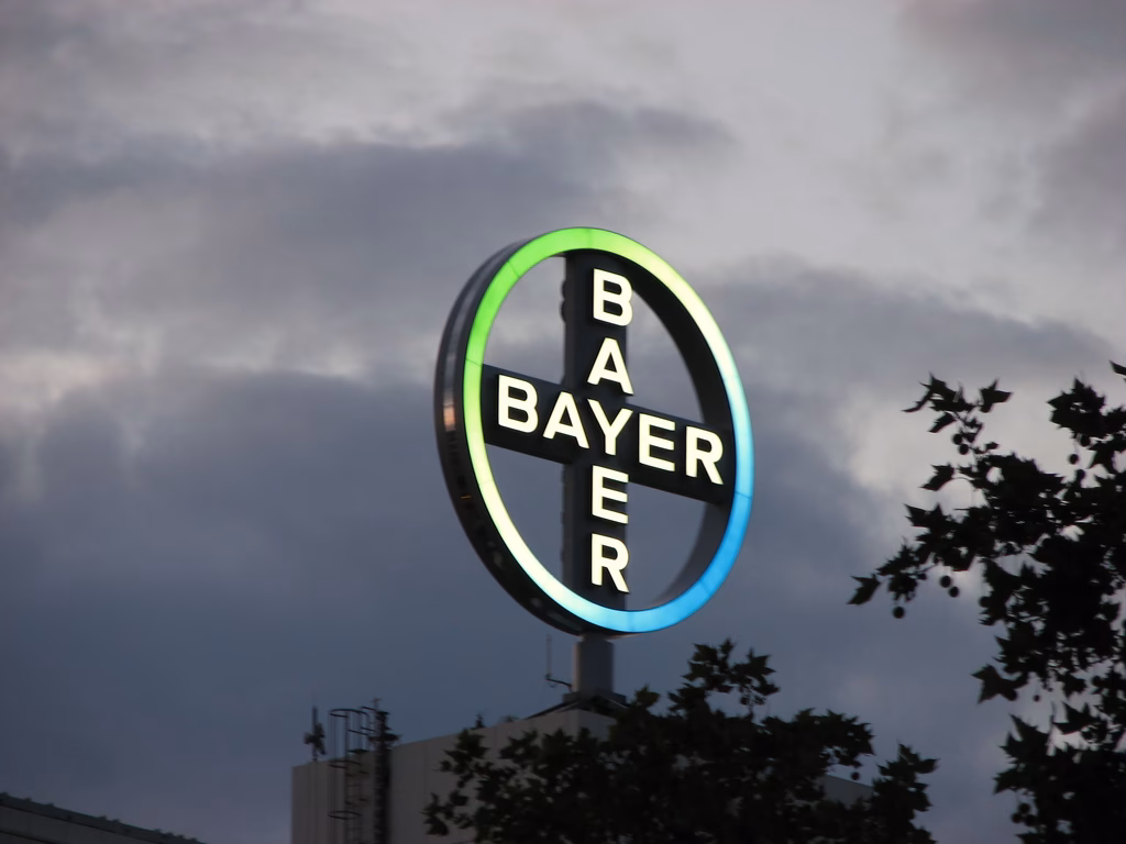 ¿Qué acusan las organizaciones a Bayer?