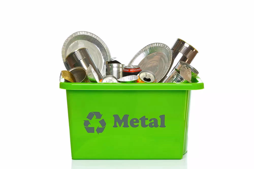 ¿Cuáles son los beneficios del reciclaje de metales?