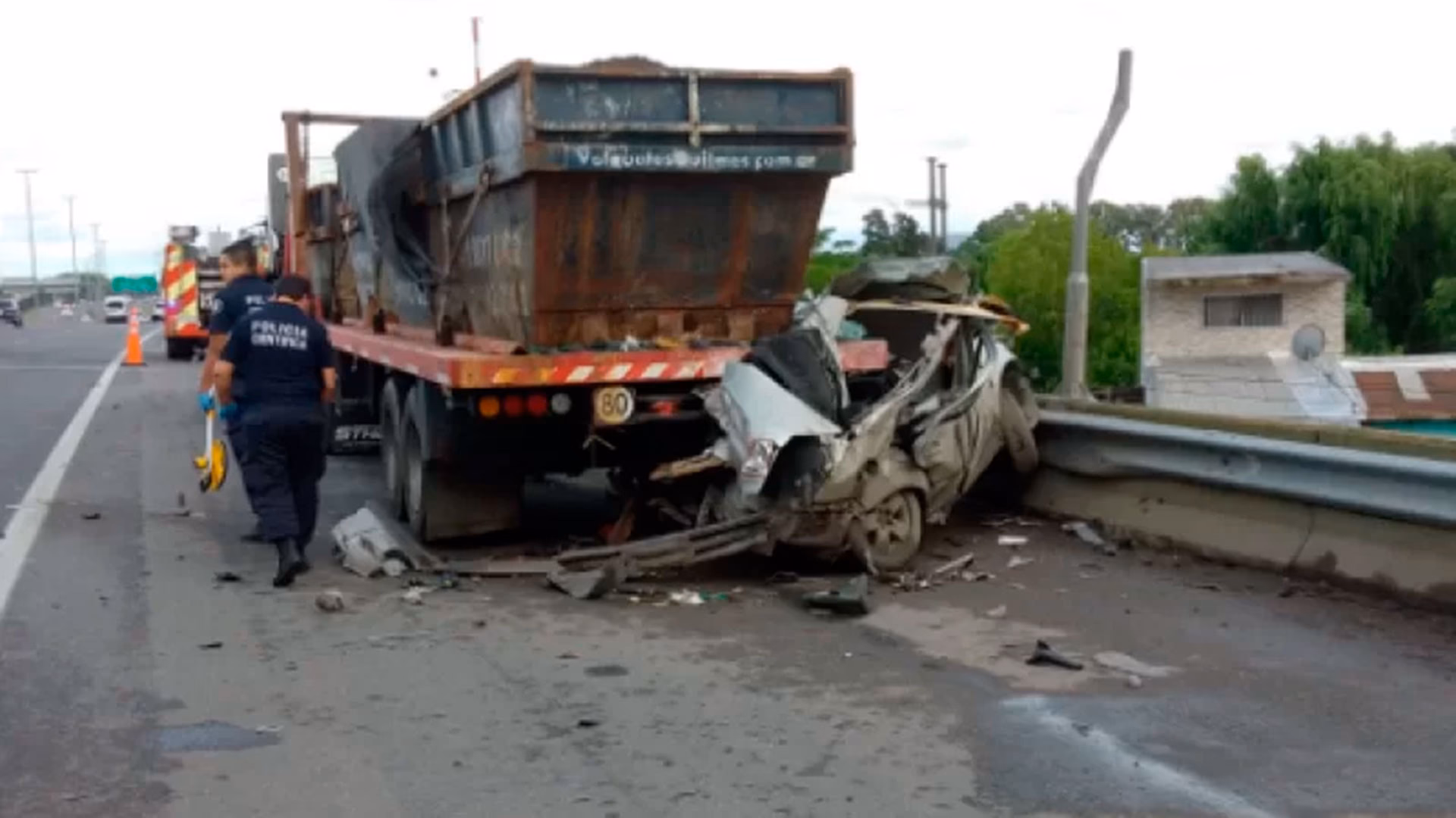 ¿Qué le pasó a una camioneta que contaminaba a toda la ciudad?