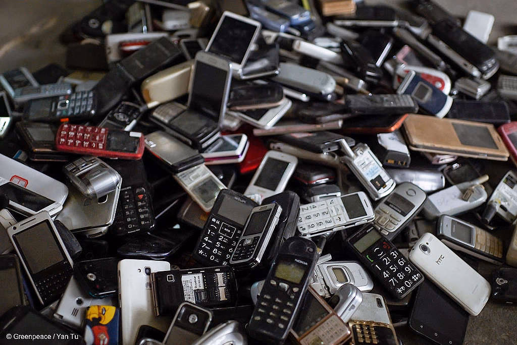 ¿Por qué los celulares contaminan?