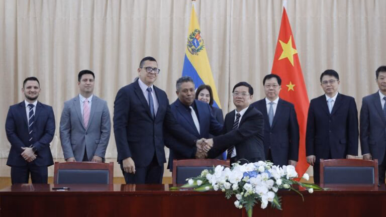 ¿Cómo afectan los tratados con China al medio ambiente?