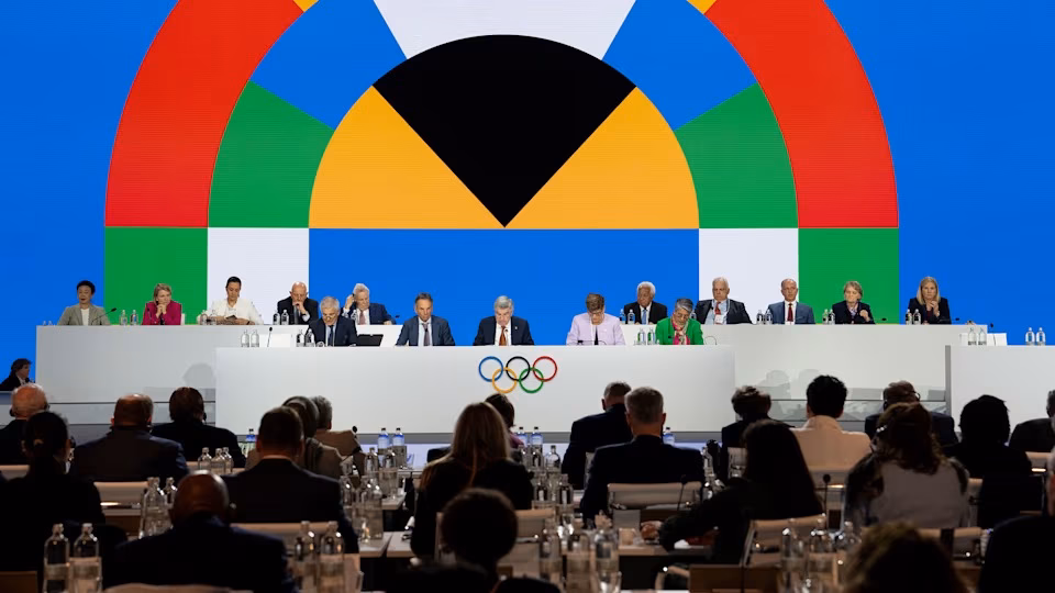 ¿Qué acciones ha realizado la Comisión de sostenibilidad y Cooperación del COE?