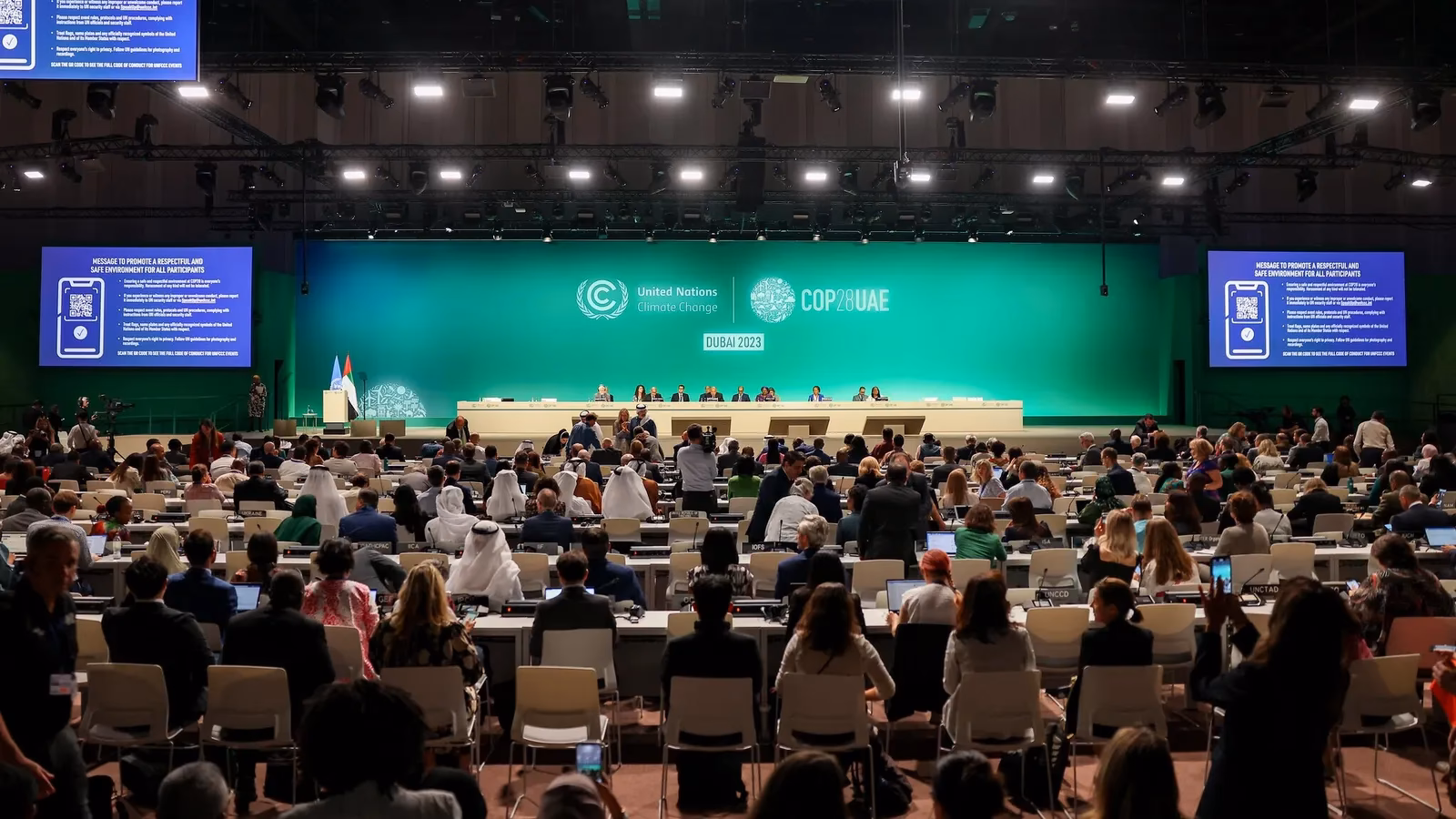 ¿Quién es el embajador de la Comisión Nacional de cambio climático?