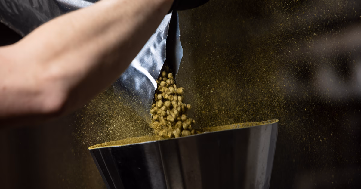 ¿Cómo se pueden evitar la contaminación y el daño del aire comprimido?