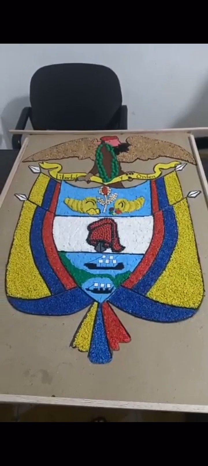 ¿Cómo hacer el escudo de un peque?