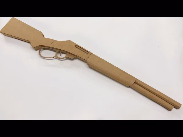 ¿Cómo adquirir herramientas y materiales para construir armas?