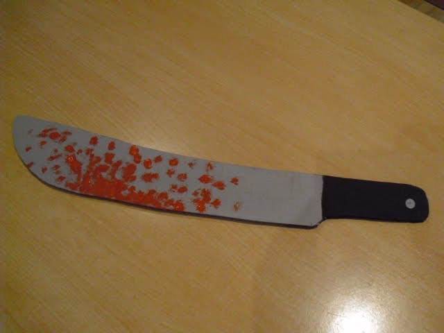 ¿Qué se debe hacer primero para hacer una maceta reciclada?