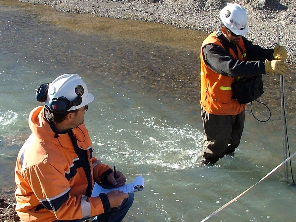 ¿Cuáles son las comunidades afectadas por la contaminación de la Barrick Gold?