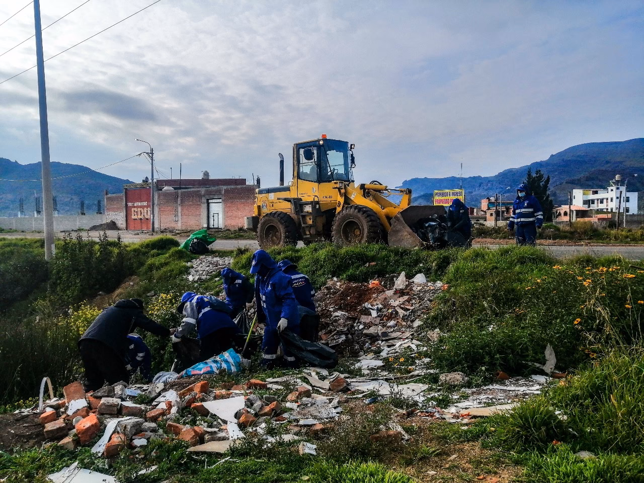 ¿Por qué los habitantes de Desaguadero reclaman cambios profundos en el país?