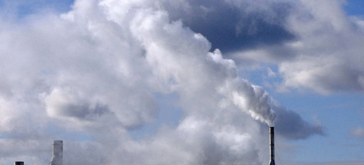 ¿Cuánto dinero asignó el Congreso para abordar la contaminación transfronteriza?