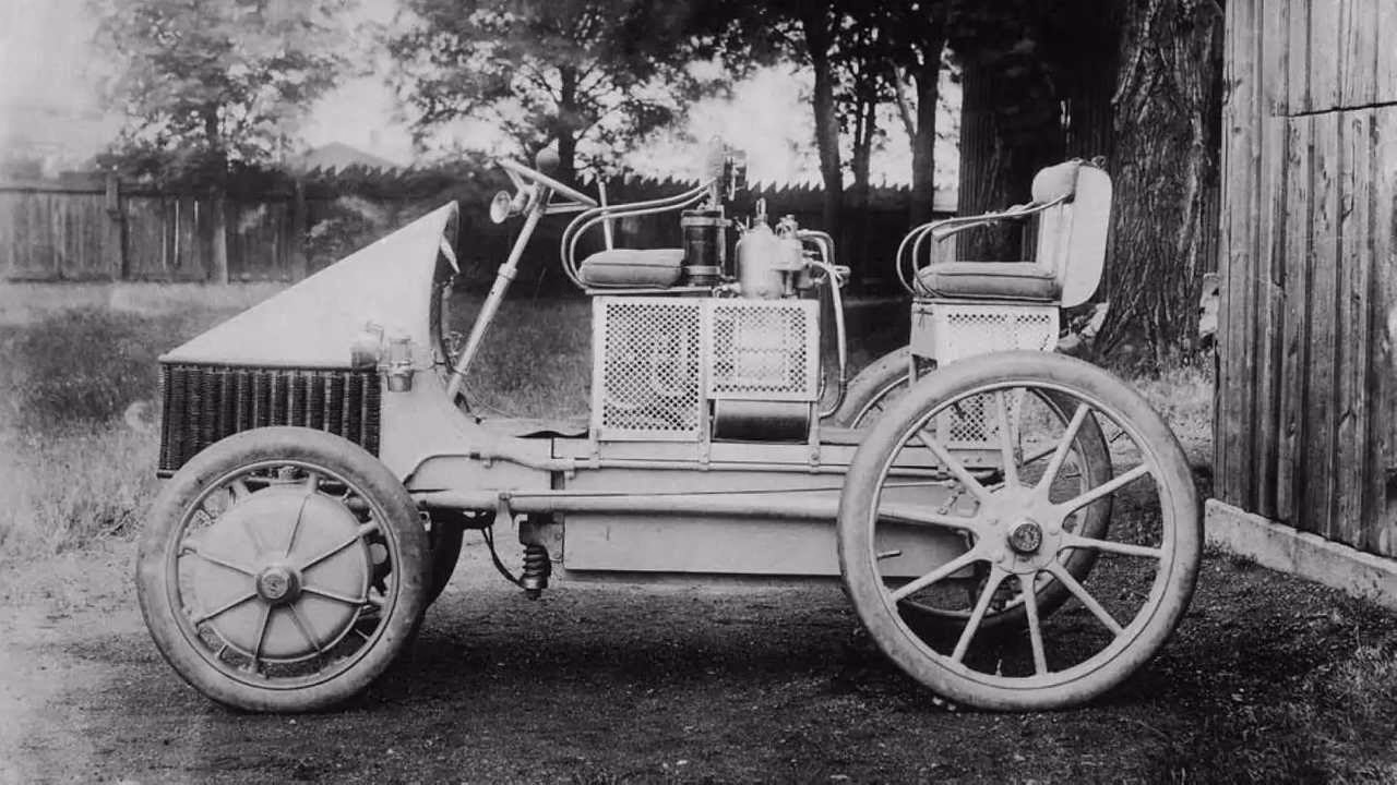 ¿Quién creó el primer auto híbrido?