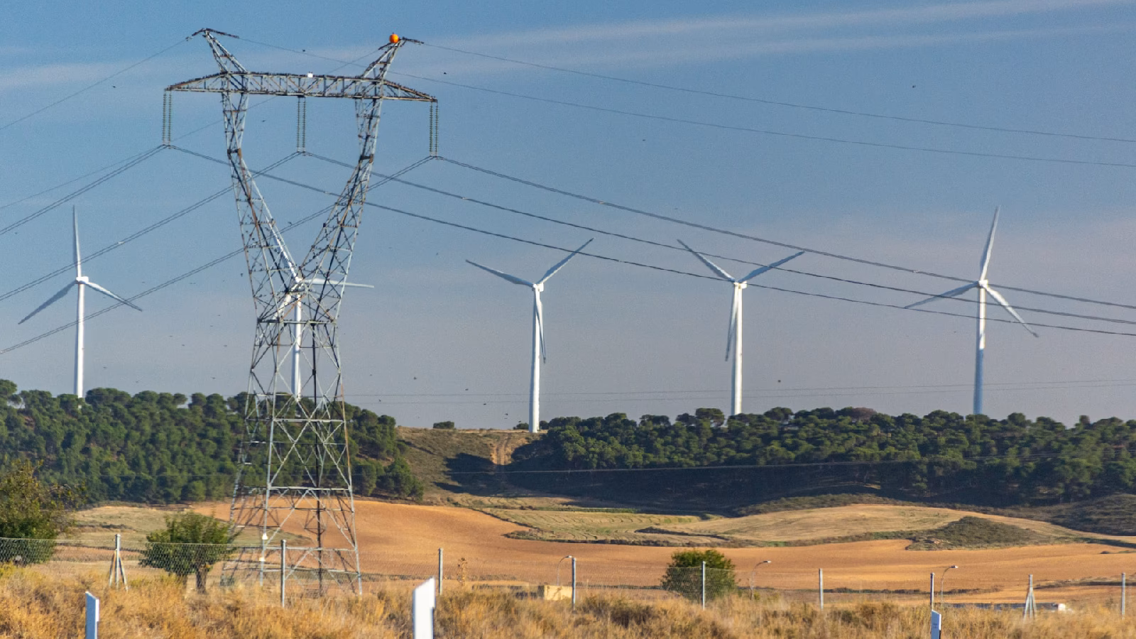 ¿Cuál es la diferencia entre las renovables y las solares?