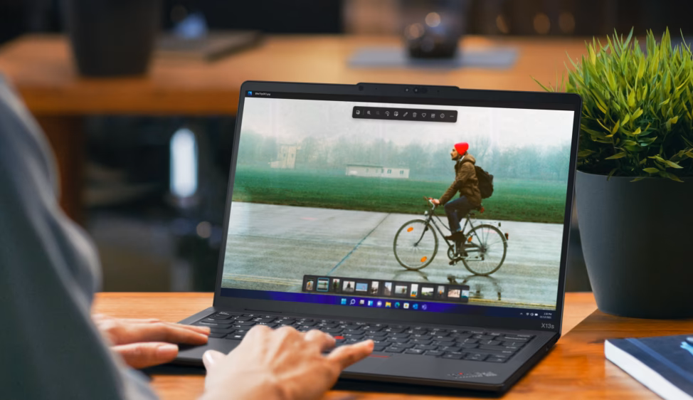 ¿Cómo ayuda Lenovo a las empresas?