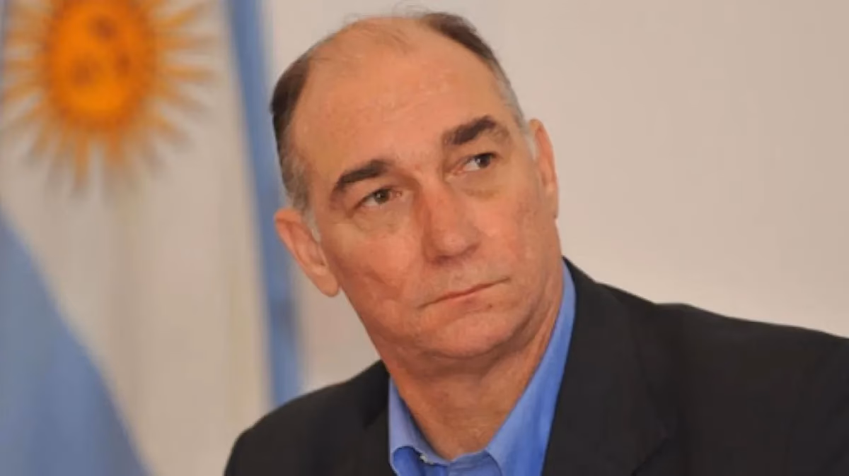 ¿Quién es el candidato a la Defensoria del Pueblo?