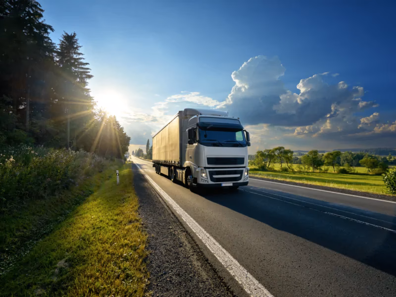 ¿Cuál es la importancia del transporte en el desarrollo sostenible?