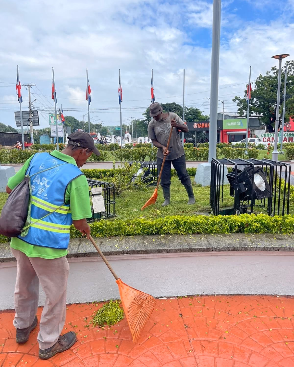 ¿Qué hace la dirección de Medio Ambiente y espacios urbanos?