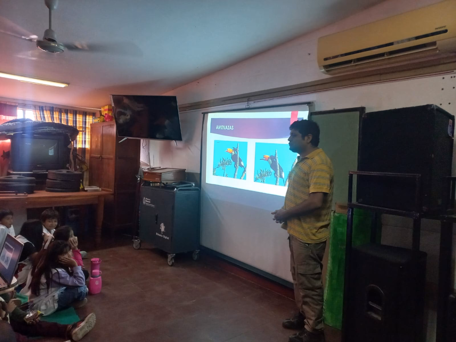 ¿Cuál es la dirección de la Escuela General Mosconi?