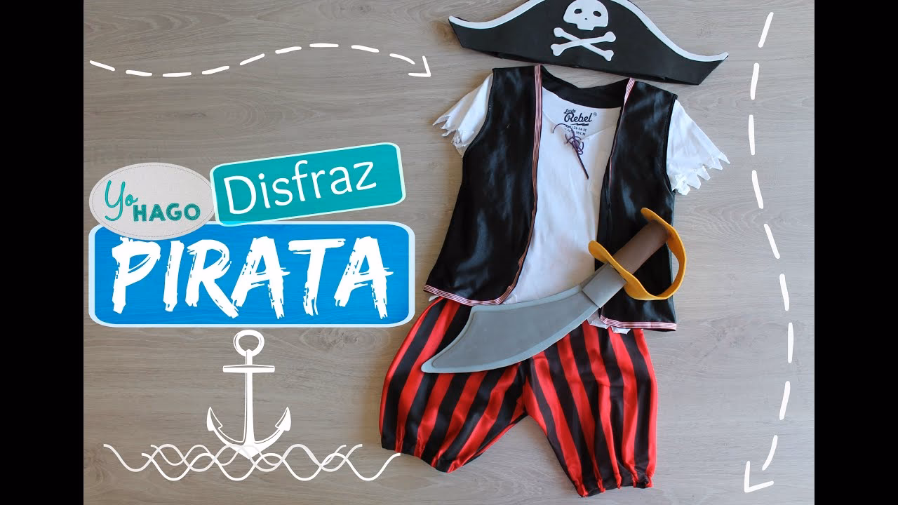 ¿Qué complementos se necesitan para un disfraz de pirata?