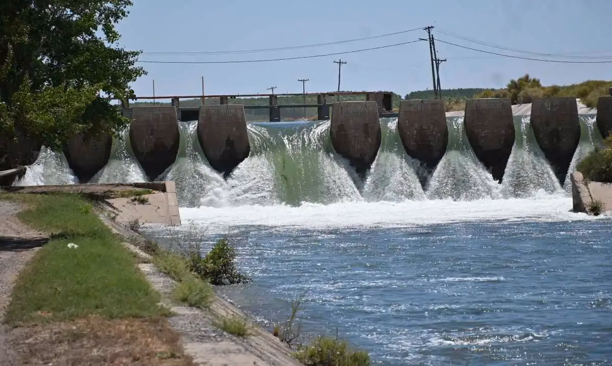 ¿Qué pasa con los líquidos cloacales en Cipoletti?