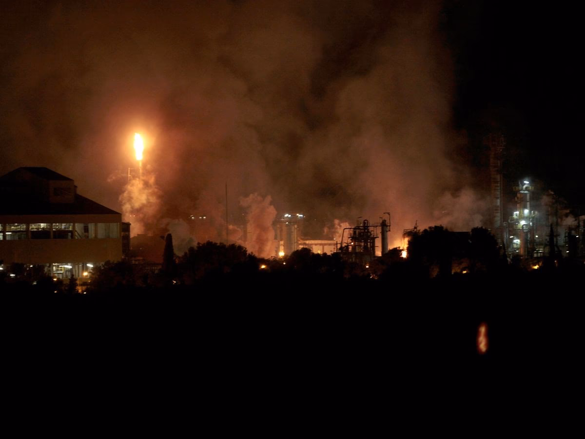 ¿Quién debe comunicarse sobre la exposición al ETO?