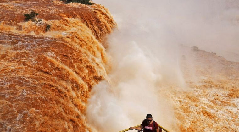 ¿Cuál es el desafío de la obra monumental de la ciudad de Iguazú?