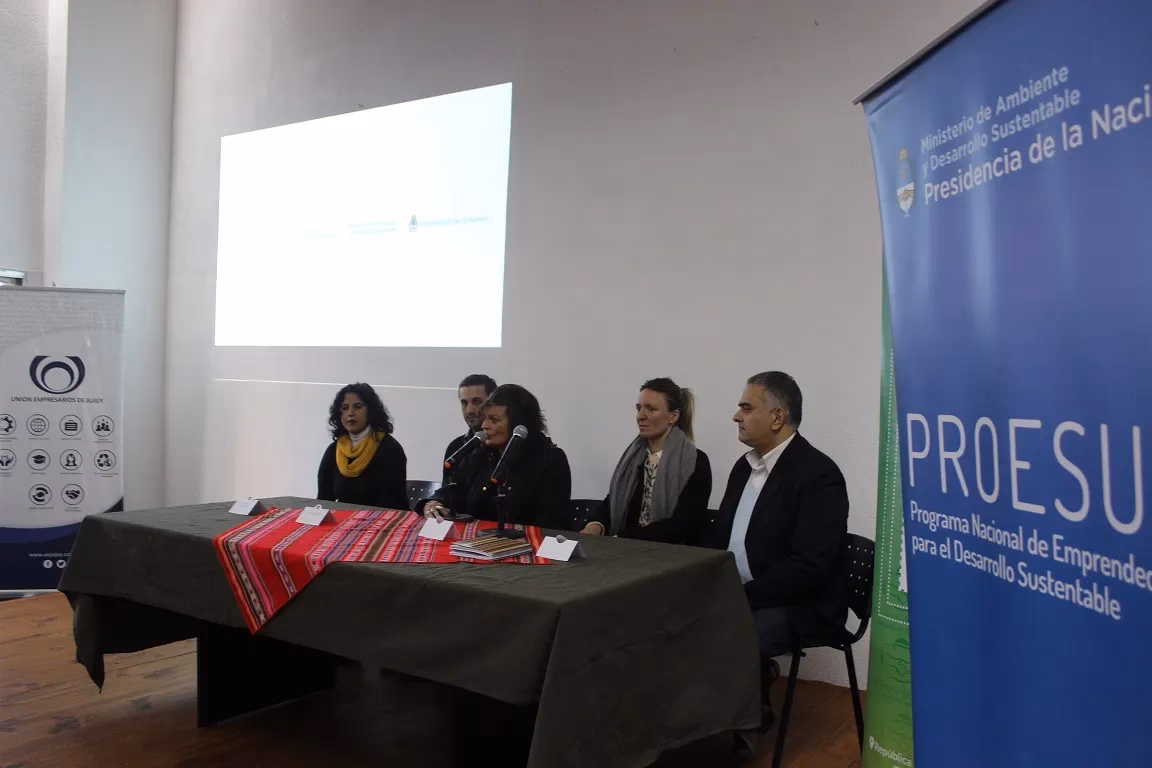 ¿Qué es el desafío emprendimiento juvenil?