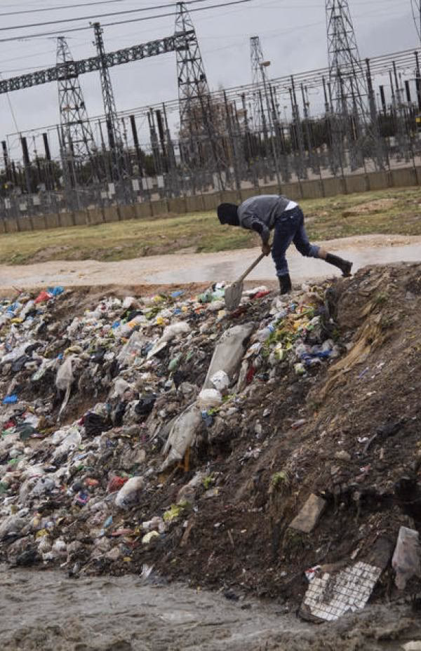 ¿Quiénes son los principales responsables de la contaminación física?
