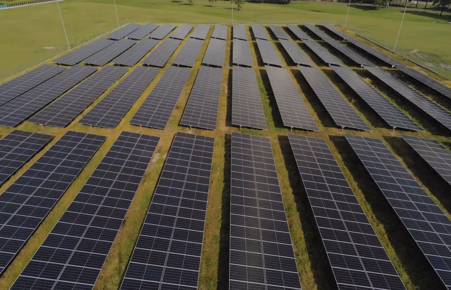 ¿Cómo contribuyen las empresas de energía solar a sus resultados?