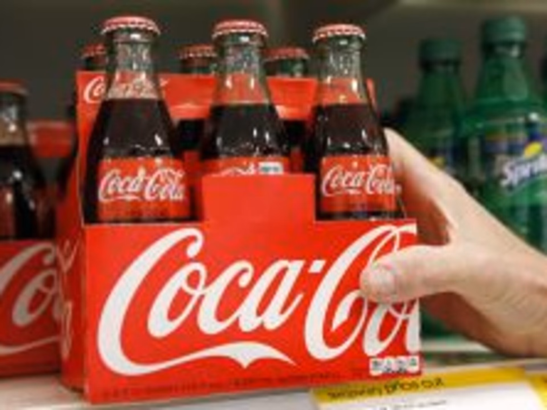 ¿Cuáles son los materiales de los envases de Coca-Cola?