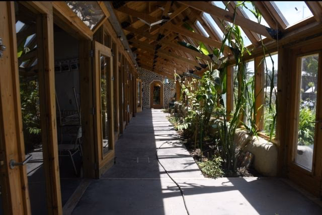 ¿Cuántos establecimientos educativos tiene Mar Chiquita?