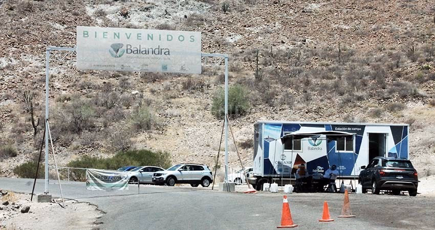 ¿Qué causó el derrame de combustible en la playa Balandra?