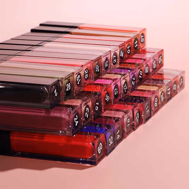 ¿Cómo se hace el brillo labial con vaselina?