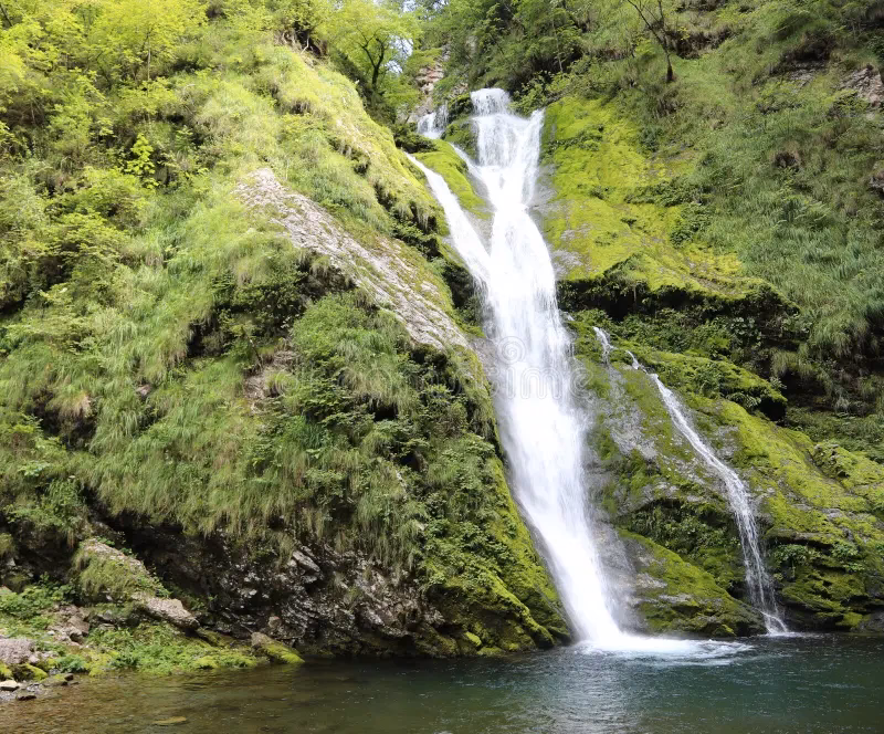 ¿Cuáles son los fenómenos naturales que generan más contaminación?
