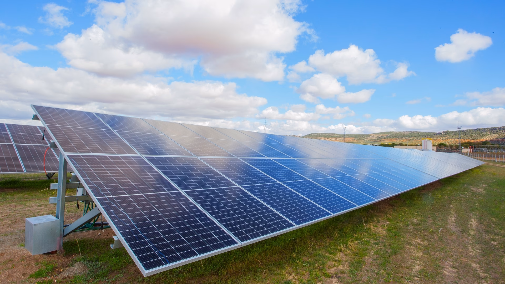 ¿Qué ofrece Ise energía para empresas e industrias?