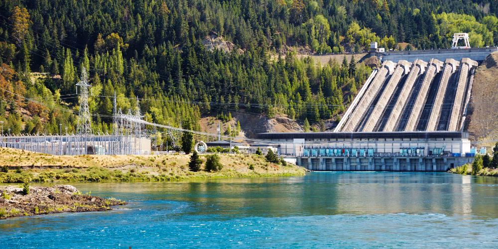 ¿Por qué los embalses y la energía hidroeléctrica se consideran energía limpia?