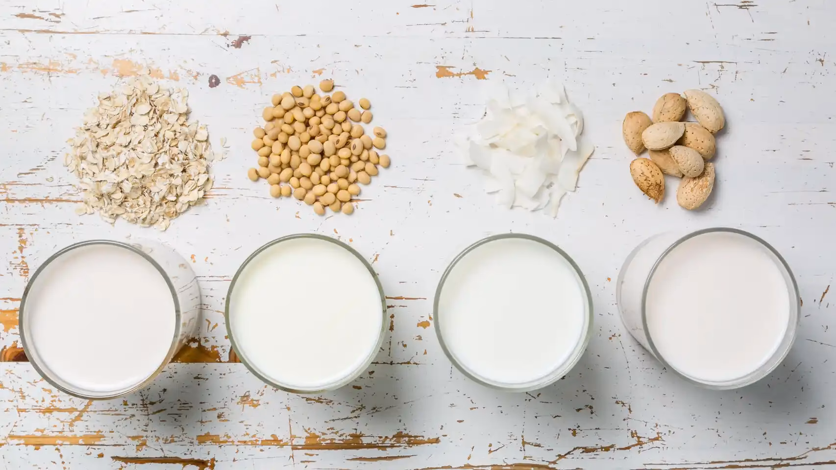 ¿Cuáles son los minerales de la leche de almendras?