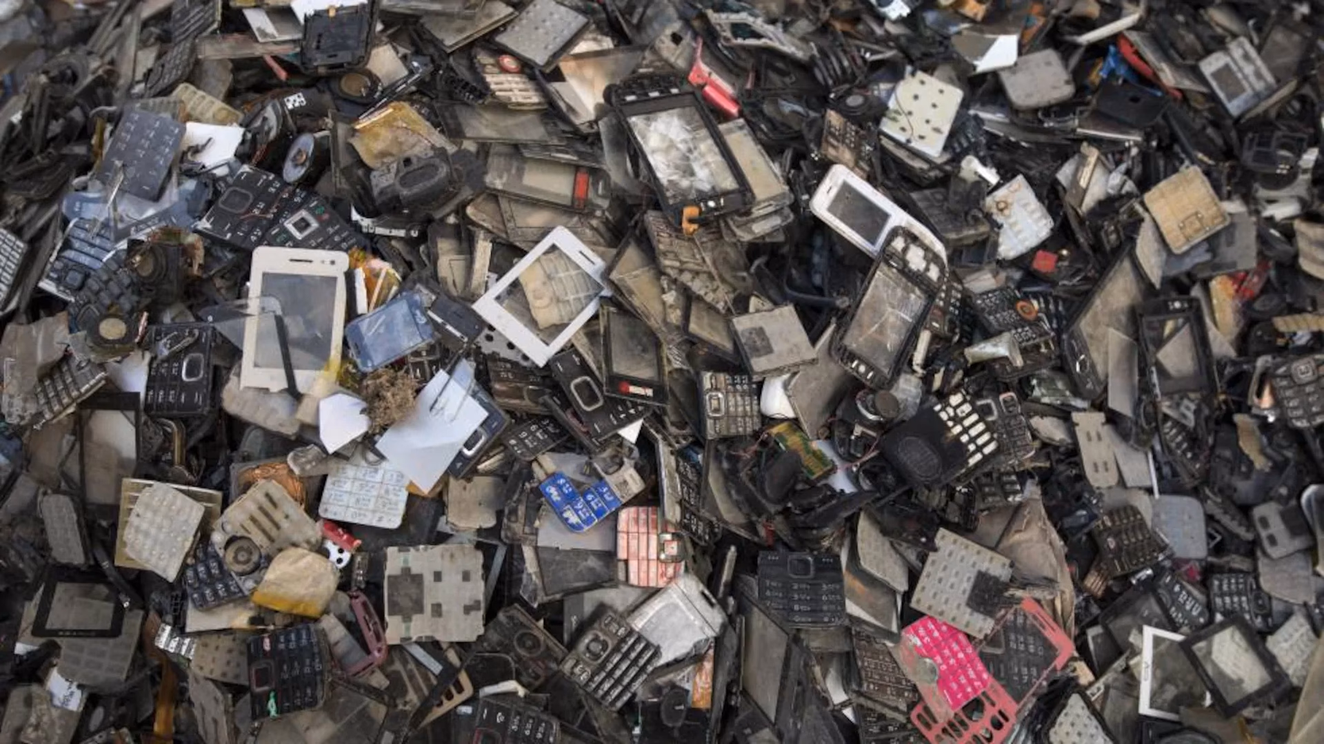 ¿Cómo afecta la obsolescencia programada al medio ambiente?