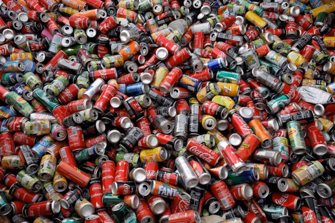 ¿Qué pasa si abre una lata contaminada?