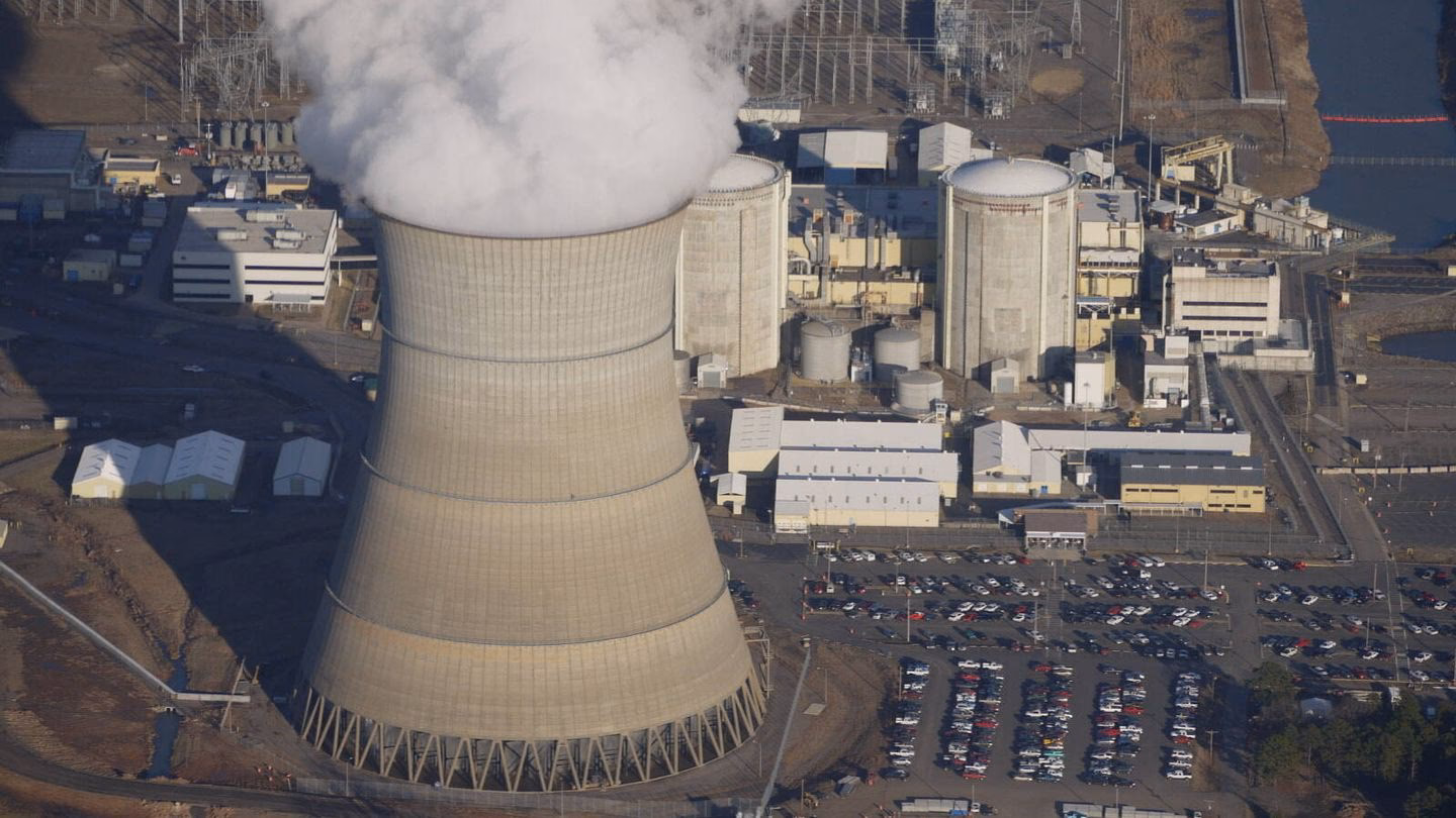 ¿Por qué los residuos nucleares líquidos se infiltran en el agua subterránea?