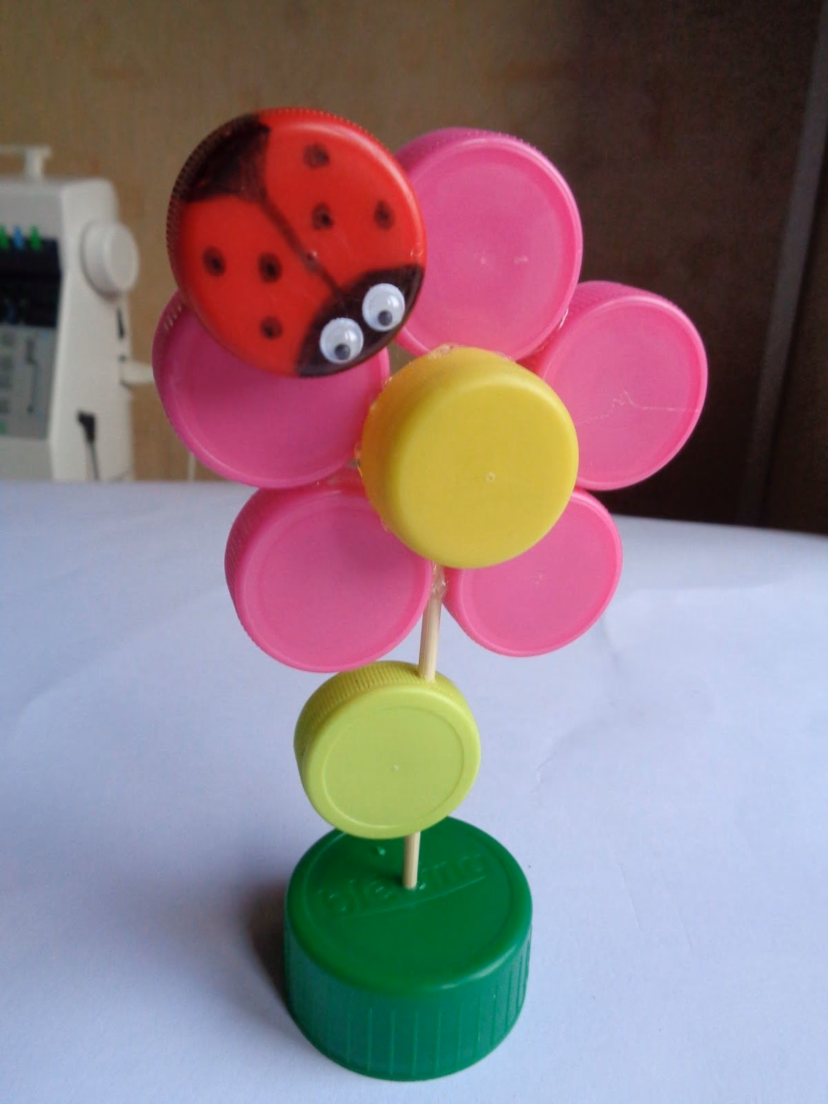 ¿Cómo reciclar las tapas de botellas plásticas?