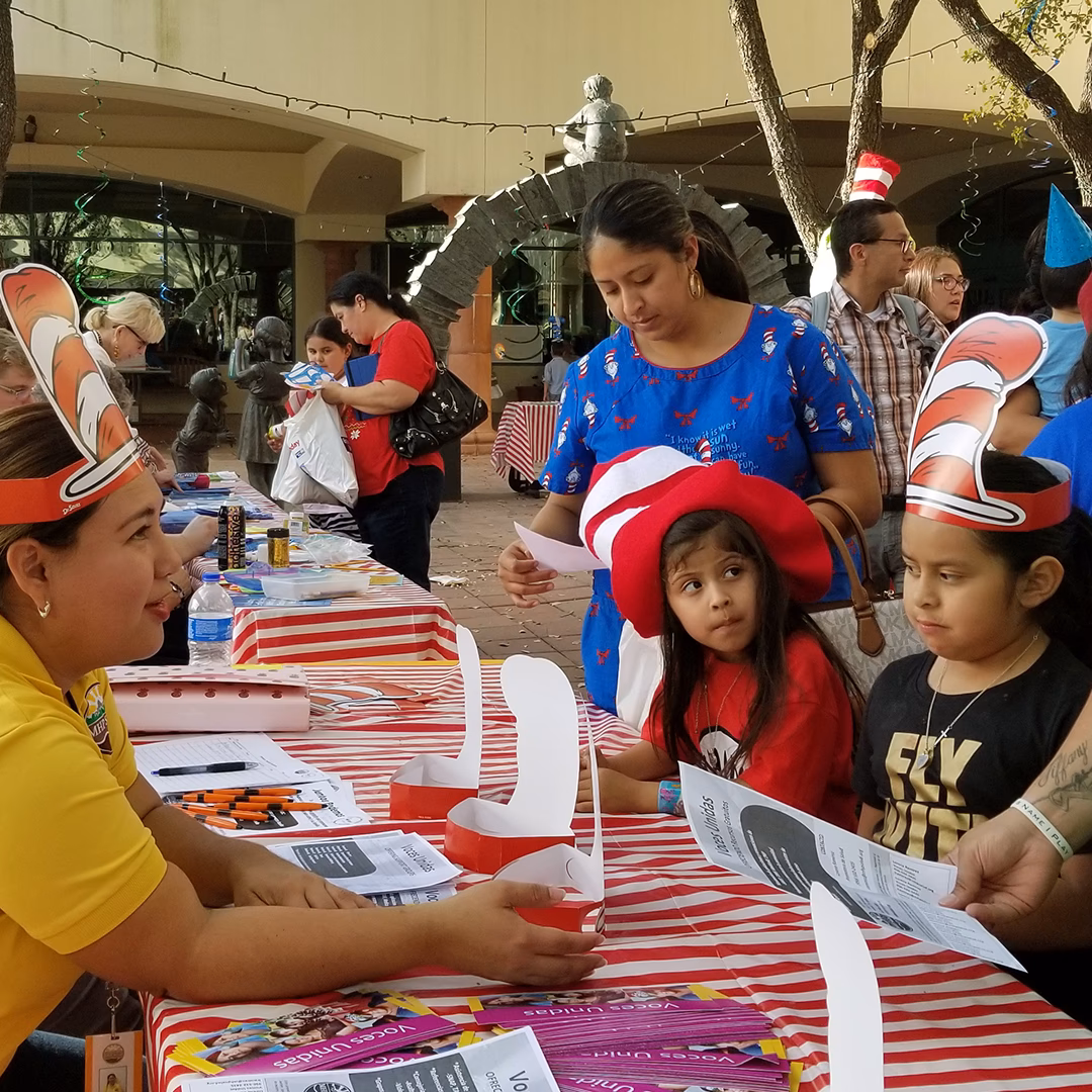 ¿Qué hace un promotor voluntario de salud ambiental?