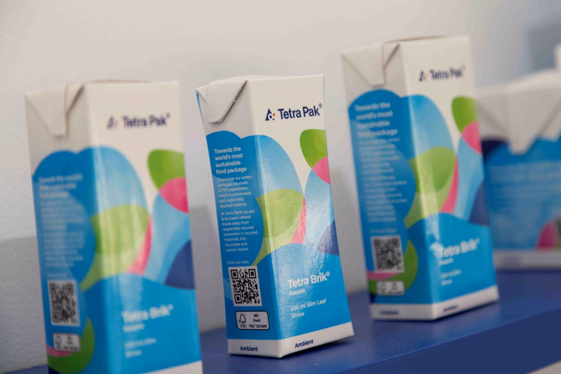 ¿Qué ofrece el Centro Lácteo de Tetra Pak a los agricultores locales?