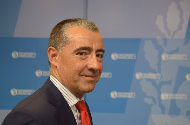 ¿Cómo contactar con el área de atención al cliente de Gobierno Vasco?