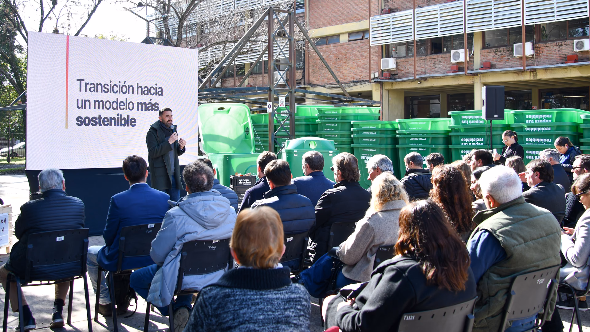 ¿Qué servicios ofrece el departamento en Santa Fe Blum?