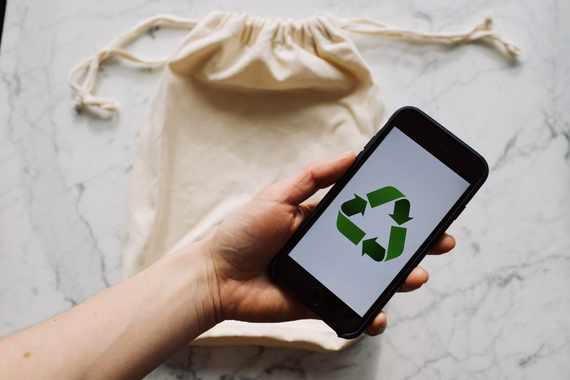 ¿Cuál es el número de teléfono de Tuero medio ambiente?