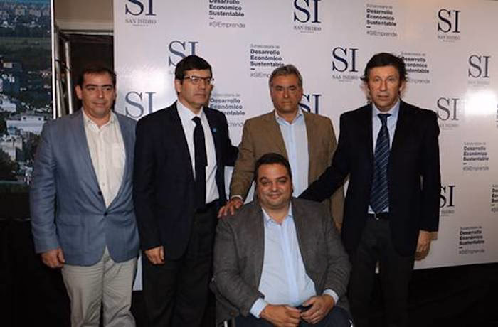 ¿Cómo pueden los vecinos de San Isidro atenderse en el sistema de Salud Municipal?