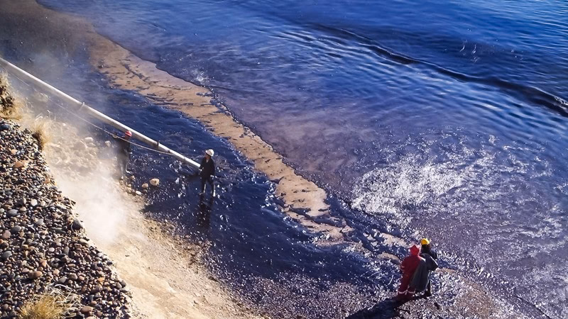 ¿Qué pasó con el petróleo en Caleta Córdova?